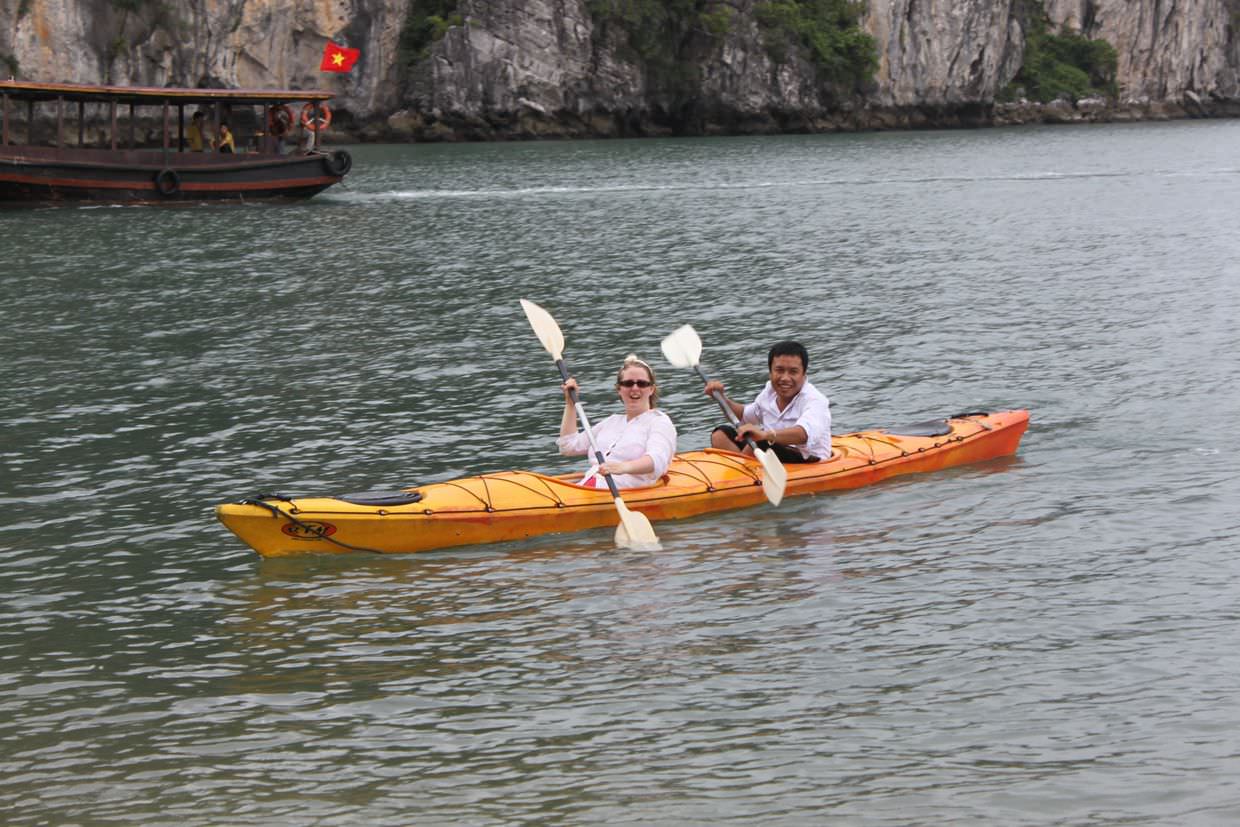 Samantha and Ha, returning from their short kayaking trip