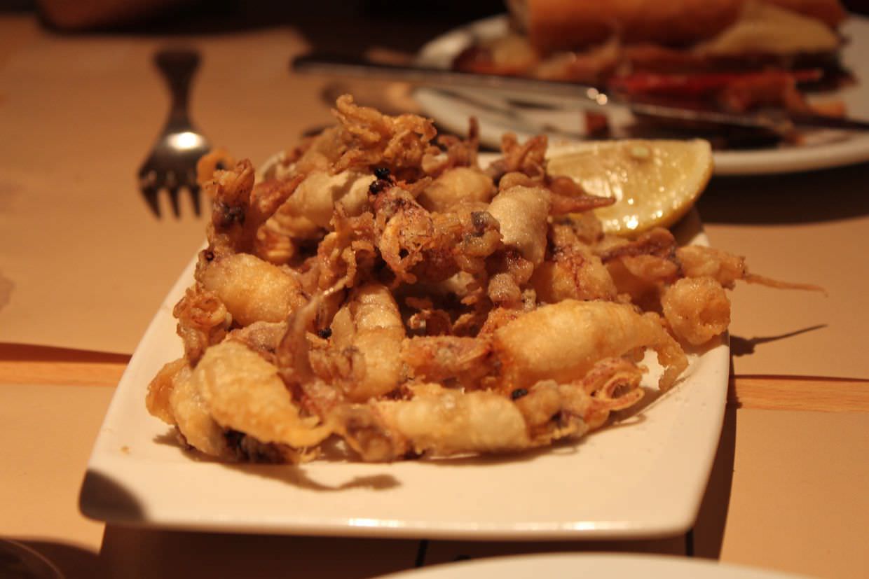 Fried baby squids at Cerveceria Catalana